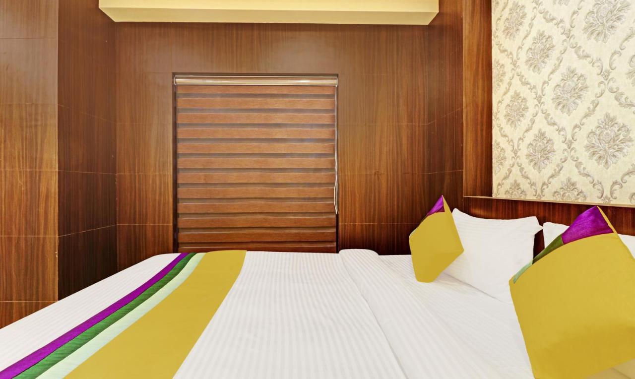 Itsy Hotels Sapphire Residency Manjeri エクステリア 写真