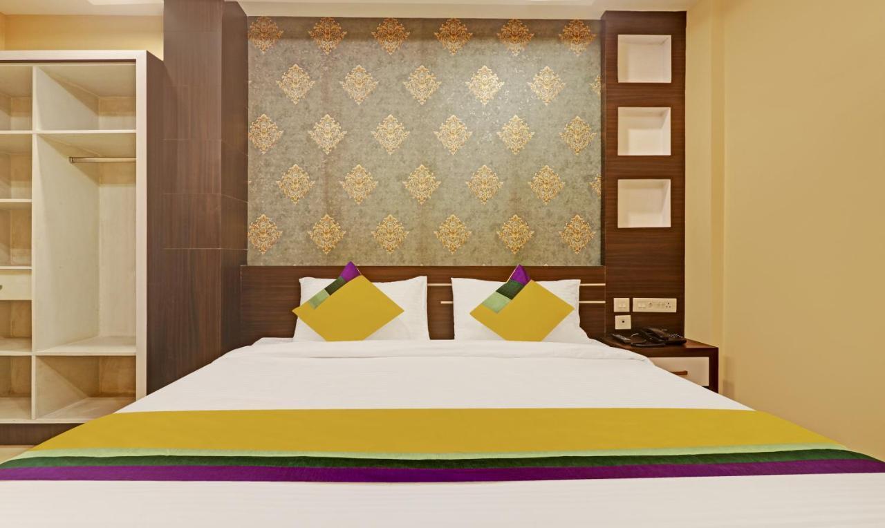 Itsy Hotels Sapphire Residency Manjeri エクステリア 写真
